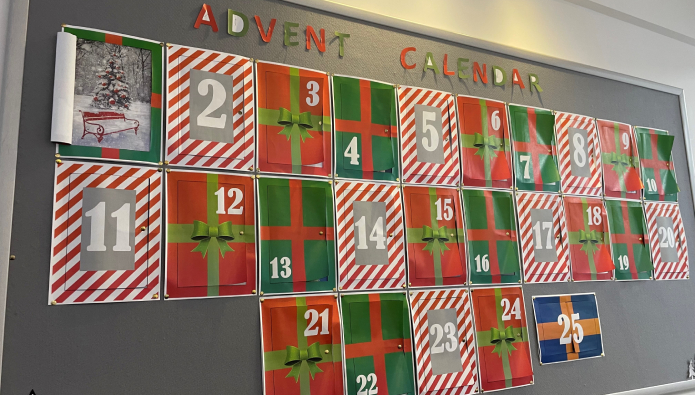 Christmas Agents - what’s behind door number 6 then?